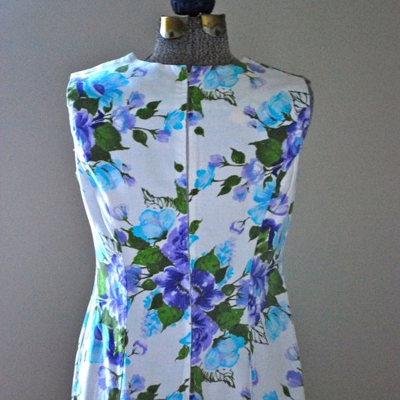 Purple & blue floral dress (M/L) - Picture 8 of 9